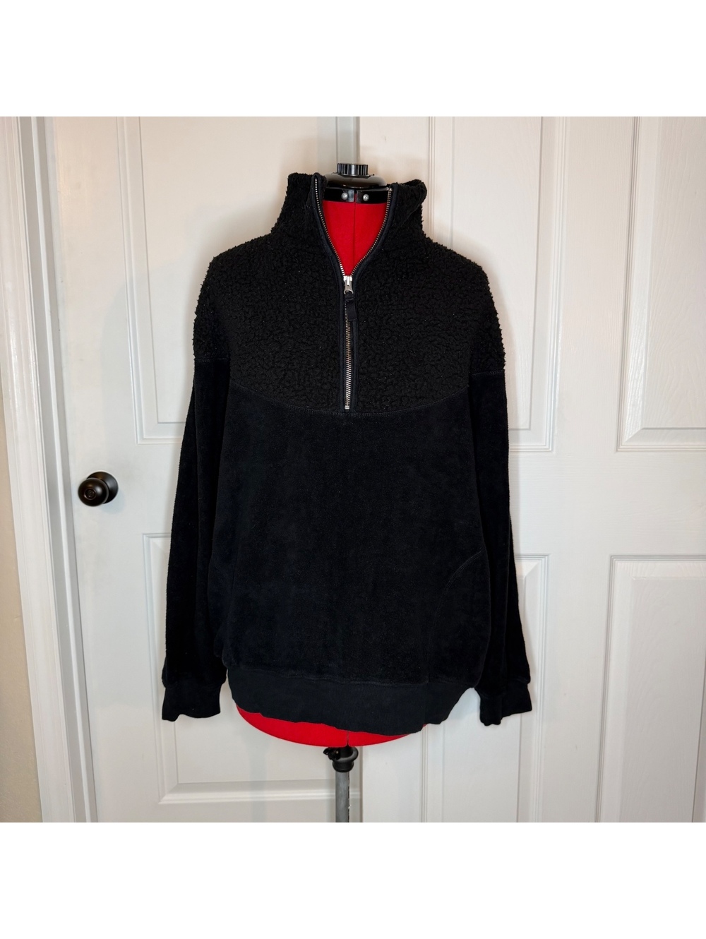 Aerie Black Hometown Holiday Quarter Zip Pullover Fleece Sweatshirt Womenโs L
